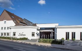 Hotel & Restaurant Schoenau